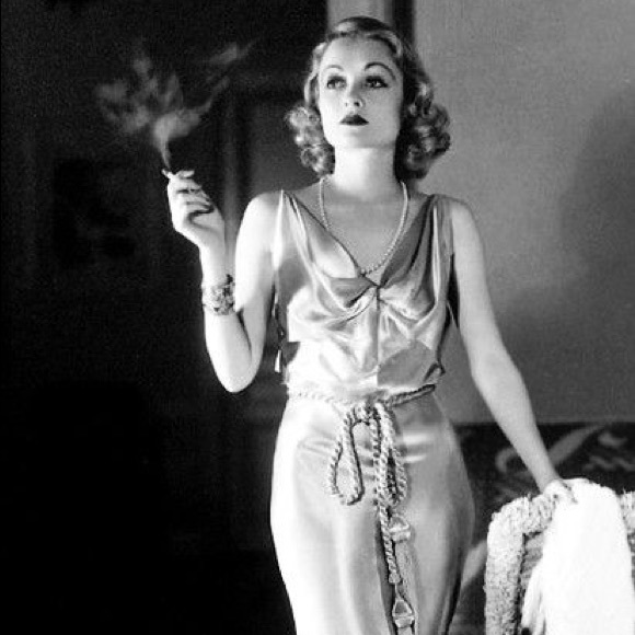 Old Hollywood Lux Crystal Necklace - Picture 11 of 11